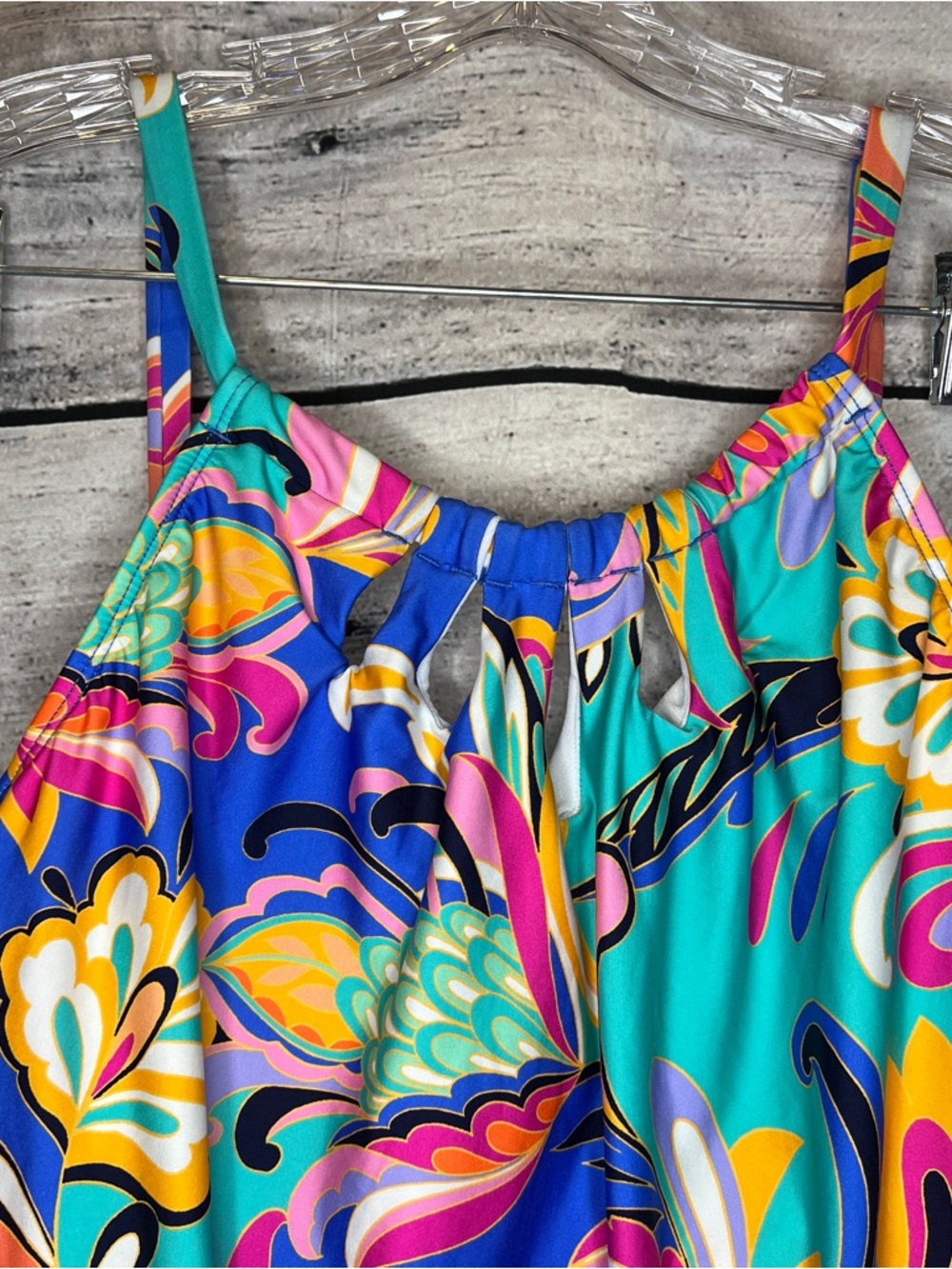 24 & Ocean Bright Swim Tankini Top Built In Underwire Bra 18W Floral Paisley - Picture 2 of 7